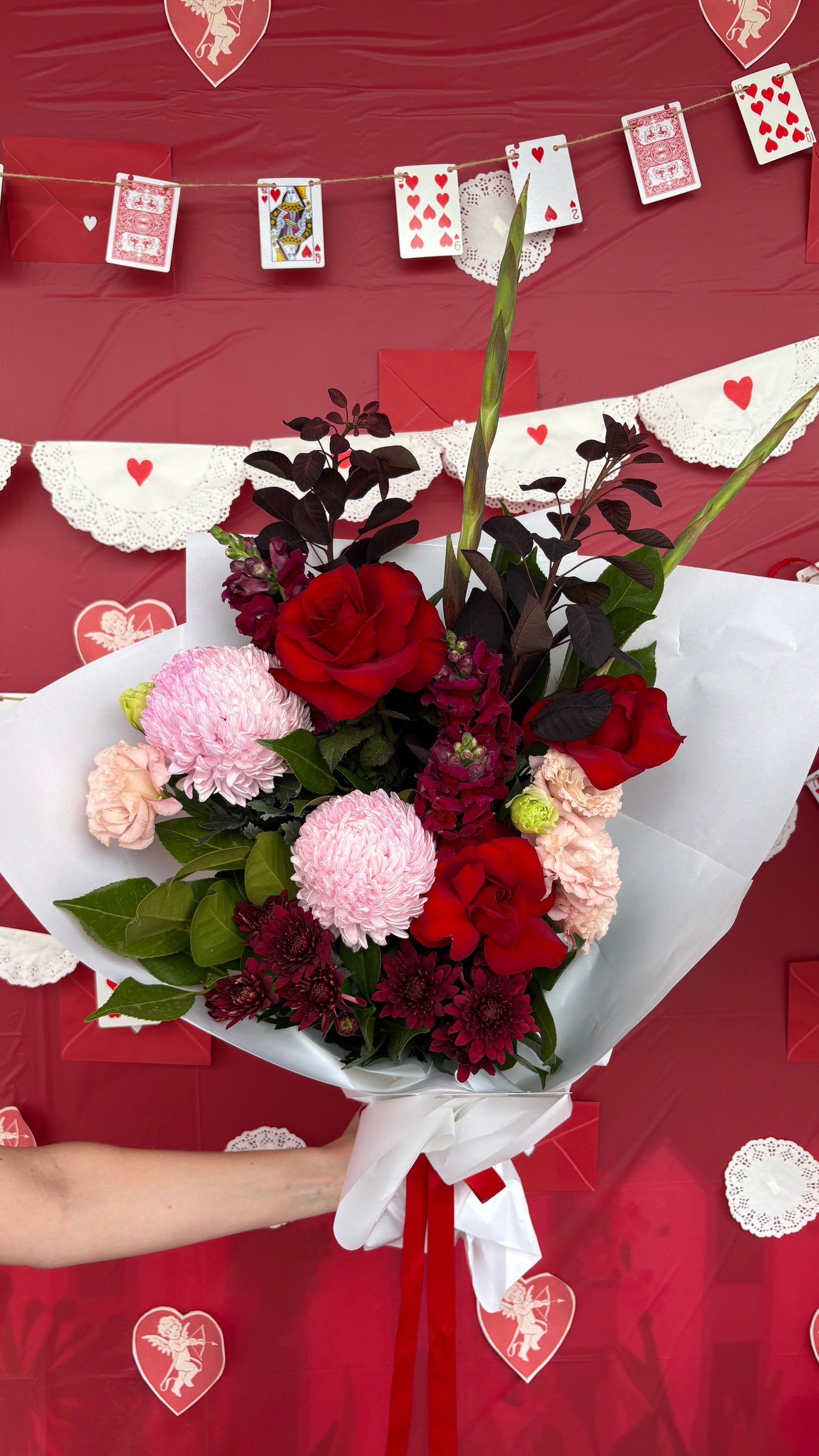 Mixed Seasonal Valentine’s Bouquet (Large)